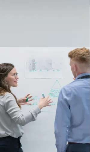 ホワイトボードを使って会議